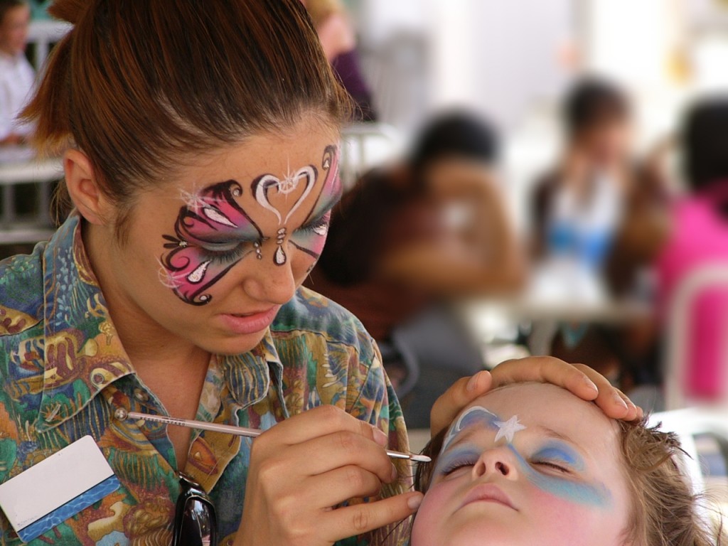 face-painter-1240240-1280x960